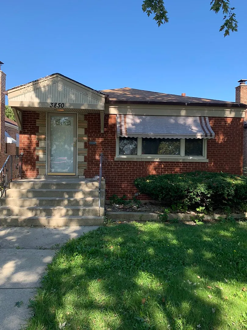 3850 W 81st St photo 1