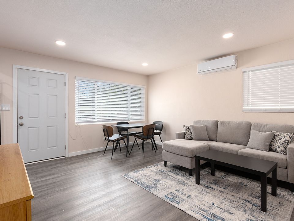 1st image of 2860 Franklin Ave