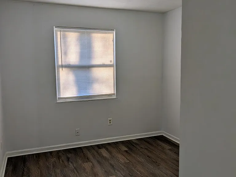 3224 Springfield Dr — Photo 7