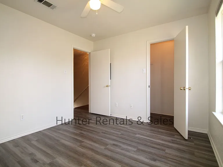 1710B Spring Rose Cir — Photo 14