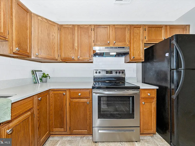 2112 Whitehall Rd #1C — Photo 21