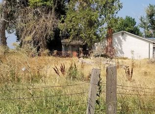 13631 Vineyard Rd, Waterford, CA 95386