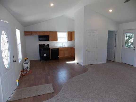 5th image of 9 Clark Ave