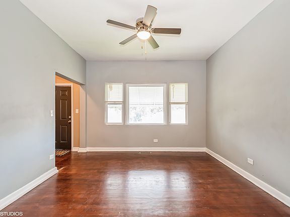 3rd image of 9401 S Saint Lawrence Ave
