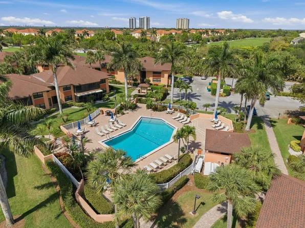1512 Mainsail Dr Unit 5, Naples, FL 34114