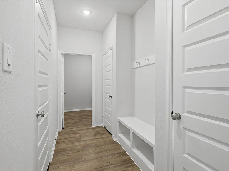 26123 Emory Hollow Dr — Photo 3