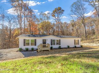 235 Clear Springs Rd, Harriman, TN 37748