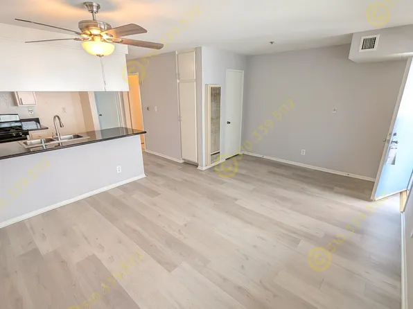 8745 Reading Ave #2, Los Angeles, CA 90045