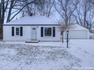 117 W Roosevelt Ave, Zeeland, MI 49464