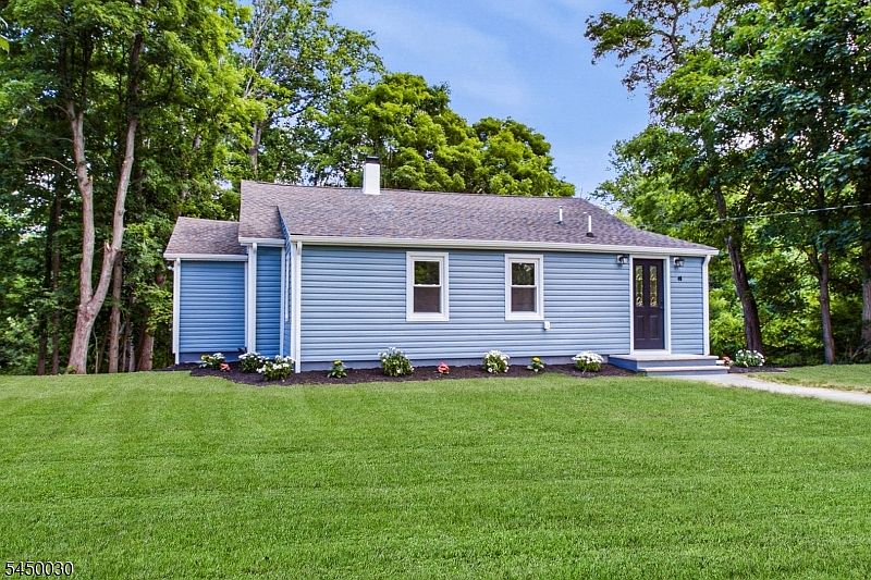 1st image of 48 Petersburg Rd
