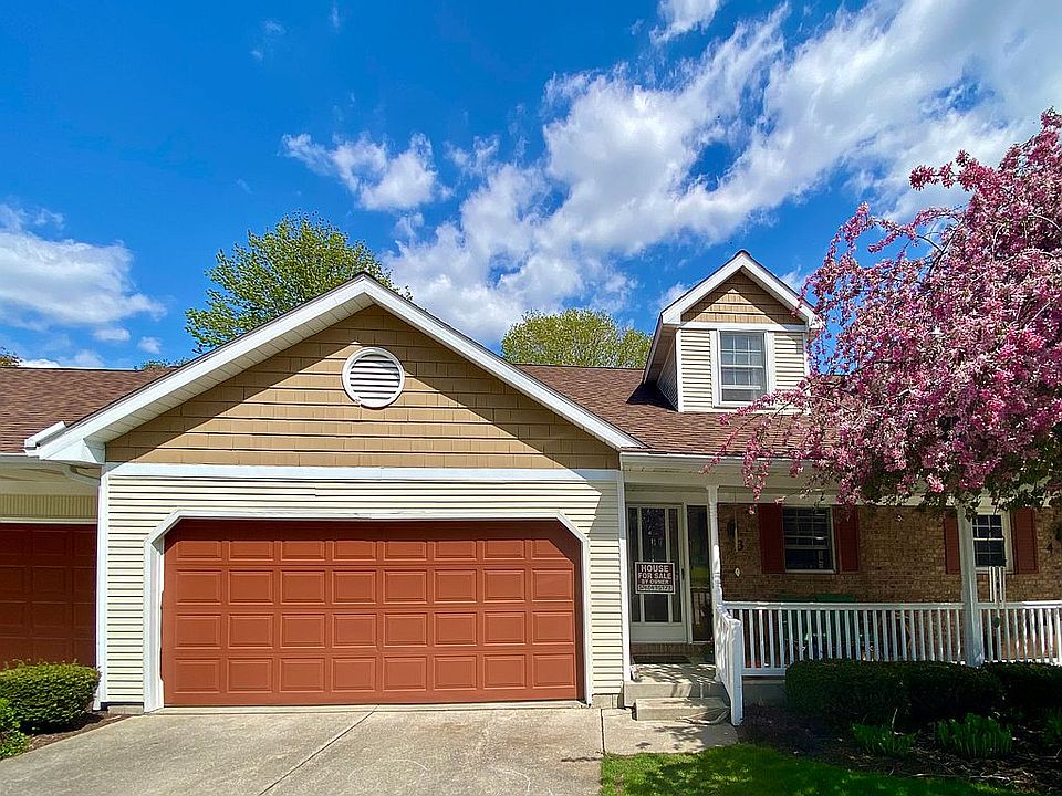 1st image of 1412-3 Pembroke Cir