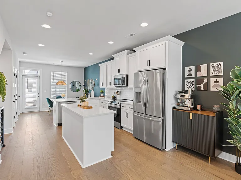 6020 Irwins Branch Dr — Photo 20