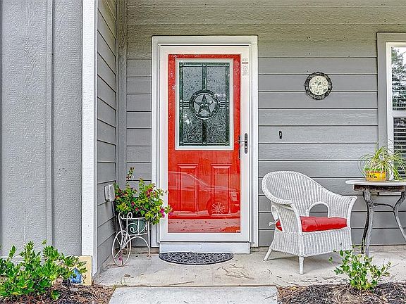 5th image of 20278 Willow Ln