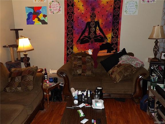 2nd image of 16 Primrose Dr #18