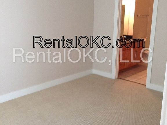 5th image of 444 N Central Ave #106