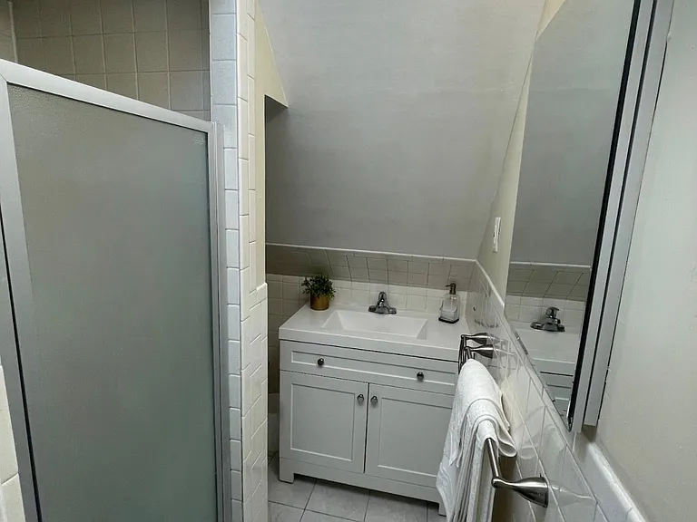133 Paterson Ave #1 — Photo 6