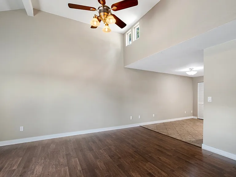 4308 NE Sunset Blvd #U4 — Photo 6