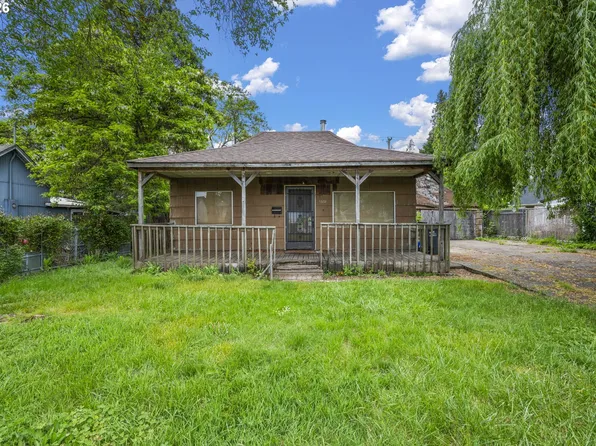 1378 B St, Springfield, OR 97477