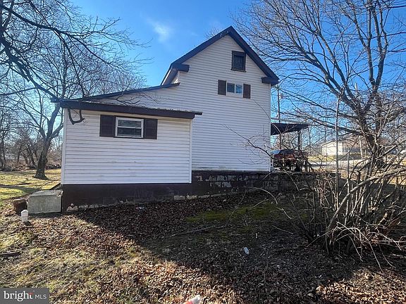 5th image of 13246 Mentzer Gap Rd