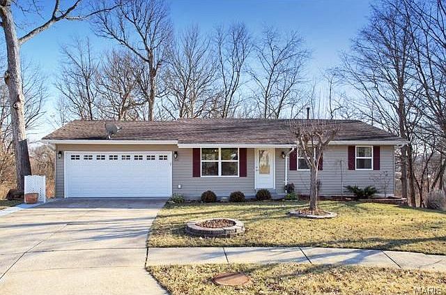 1st image of 166 Sorlee Dr