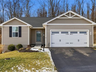 135 Alta Vista Dr, Imperial, PA, 15126