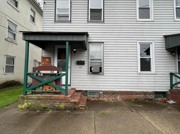 415 1/2 Walnut St, Sunbury, PA 17801
