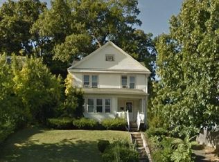 515 Beech St, Holyoke, MA 01040