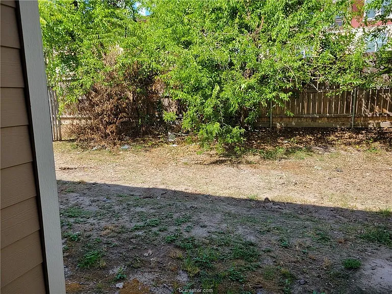 2905 Prairie Flower Cir #B — Photo 14