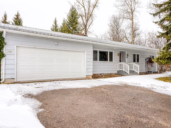 228 Forest Dr, Kalispell, MT 59901