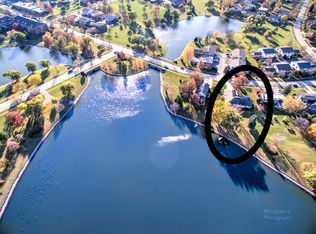 745 Leicester Rd, Elk Grove Village, IL 60007