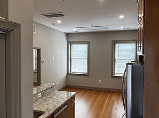 1217 King St #A, Alexandria, VA 22314