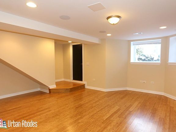 3rd image of 4218 N Winchester Ave #Front1