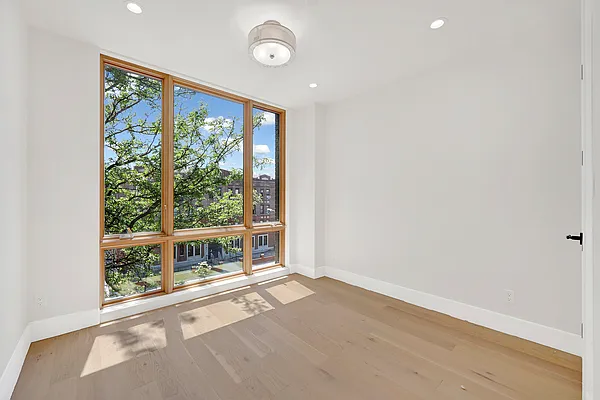 Rented by Massada Home Sales Inc | media 15