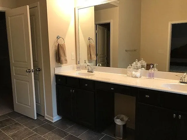 930 Township Cir — Photo 36