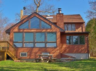 76 E Shore Culver Rd, Branchville, NJ 07826