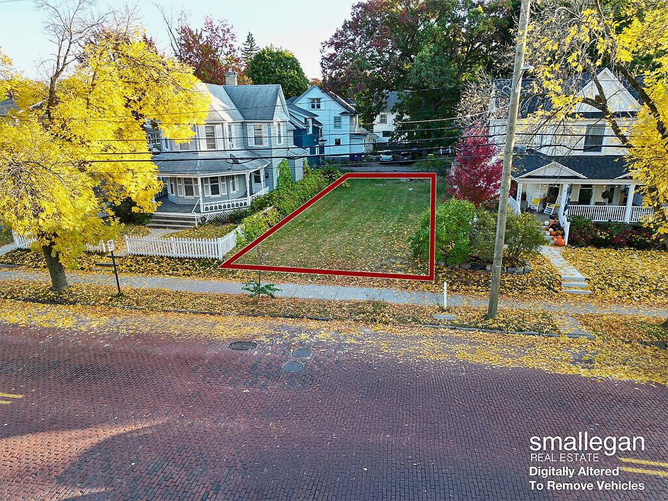 1st image of 1350 Wealthy St SE