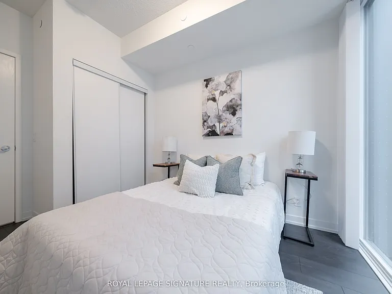 60 Shuter St #203 — Photo 15