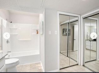 621 Cimarron Trl, Irving, TX 75063