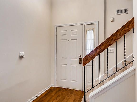 3rd image of 1517 W Orchard Pl
