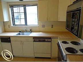 4th image of 4217 Foxpointe Dr #1