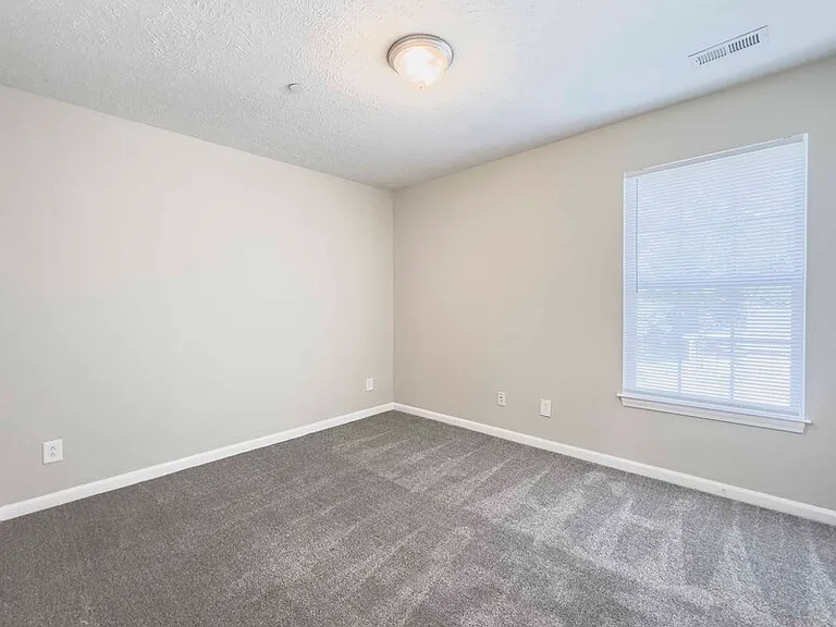 1640C Golf Club Ln — Photo 7