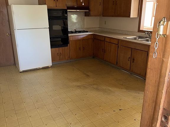 4th image of 1417-1419 Shoreland Dr
