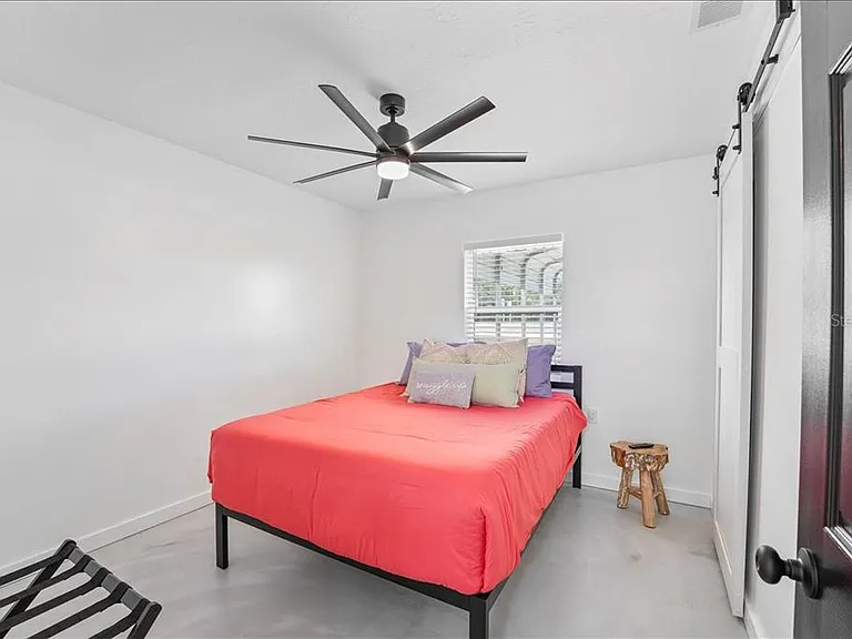 5021 US Highway 301 N — Photo 15