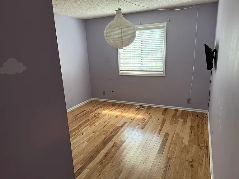 130 Lexington Ct — Photo 8