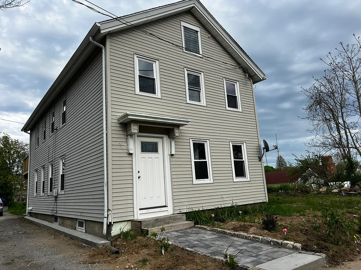 Building Photo - 14 Marriott Ave #2