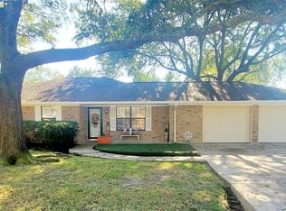 321 Lisa Ln, Dayton, TX 77535