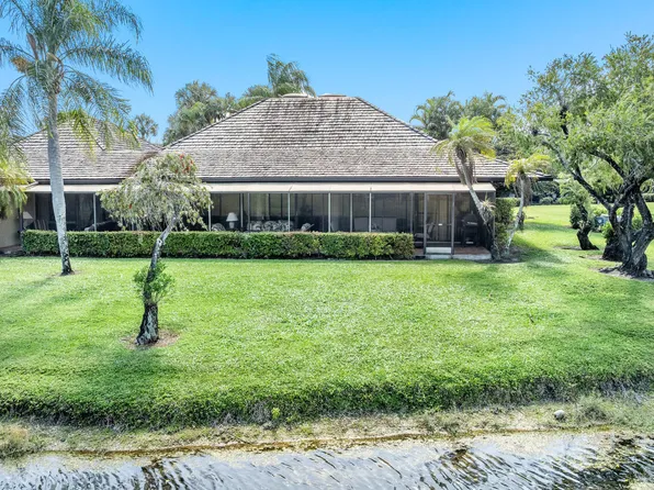 11868 Pebblewood Drive, Wellington, FL 33414