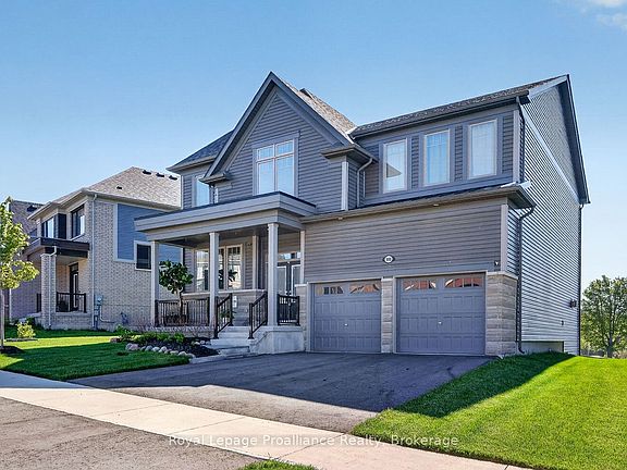 3rd image of 998 Trailsview Ave