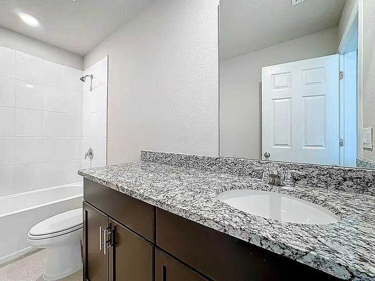 5251 Meredrew Ln — Photo 28