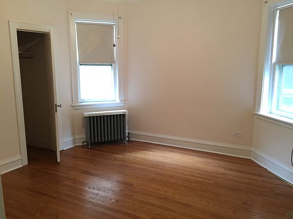 3rd image of 4431 N Central Park Avenue # Fl 1ST